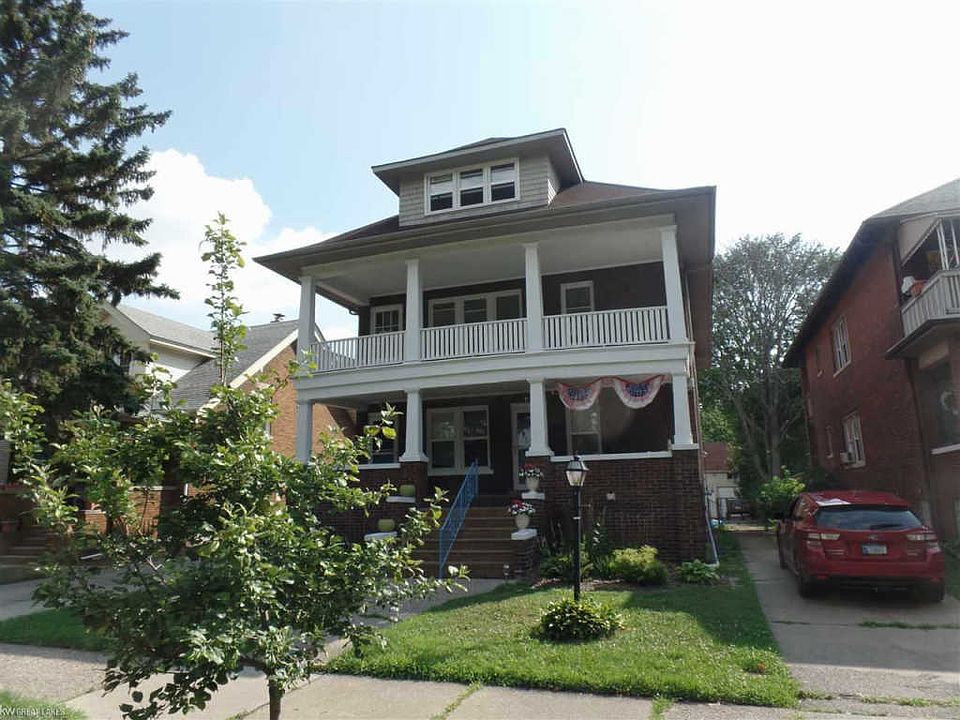 1st image of 1074 Maryland St
