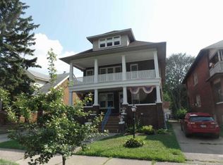 1074 Maryland St, Grosse Pointe Park, MI 48230
