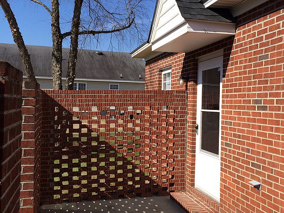 5th image of 705 S Harding Dr #1