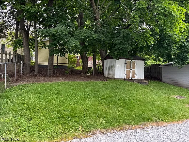 2113 11th St SW — Photo 32