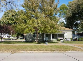 1122 Indian St, Saint Paul, NE 68873