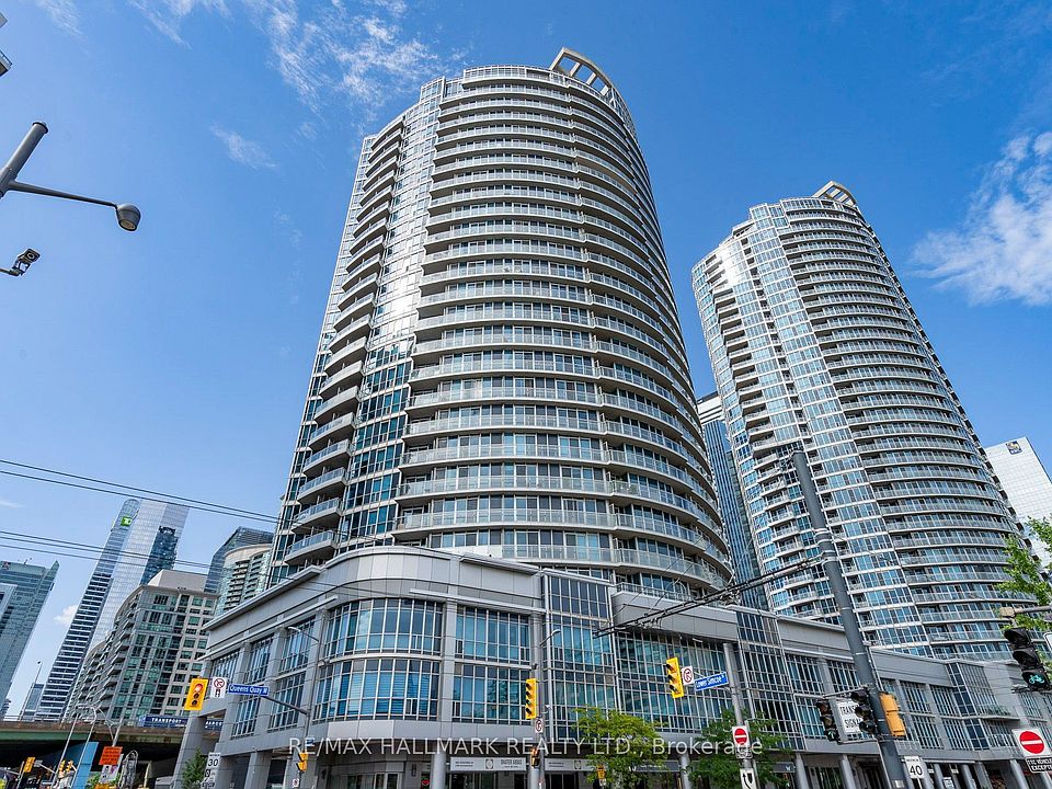 1st image of 218 Queens Quay W #402