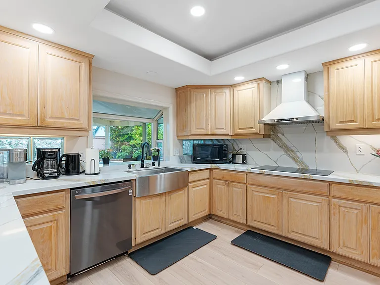 17021 Malta Cir — Photo 11