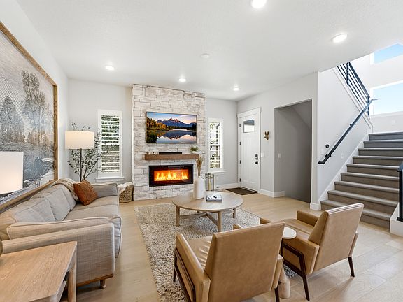 3rd image of 1217 Gambel Oak Way