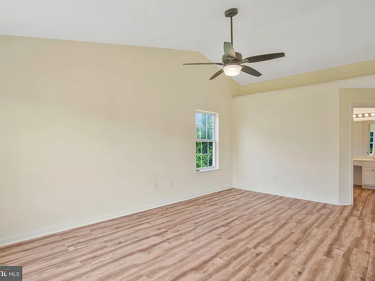 9112 Granite Ct — Photo 42