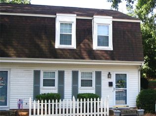 3215 Regents Park Ln UNIT E, Greensboro, NC 27455
