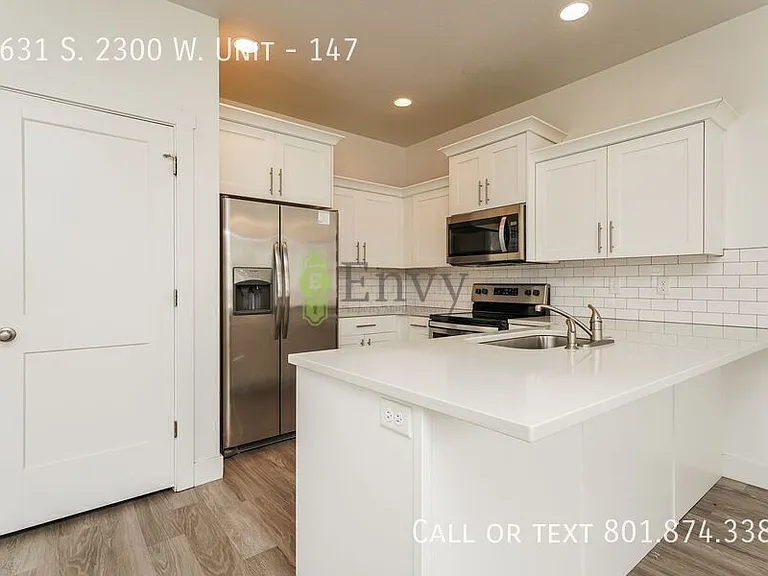 2631 S 2300 W #147 — Photo 8