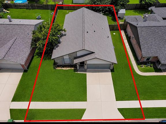 2nd image of 20110 Misty Pines Dr
