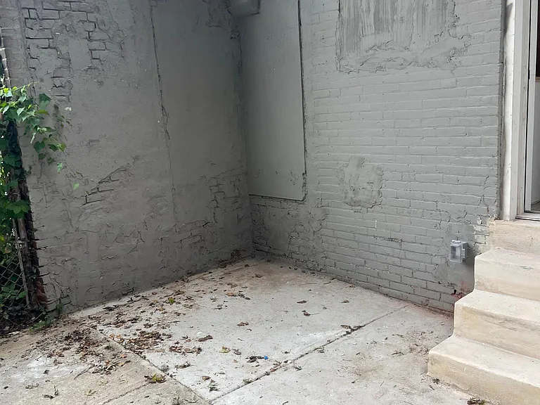 2239 N Van Pelt St — Photo 37