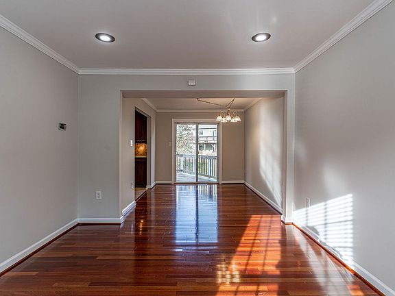 4th image of 12210 Allspice Ct