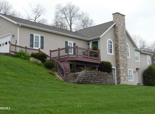 516 N Mound Rd, Stockton, IL 61085