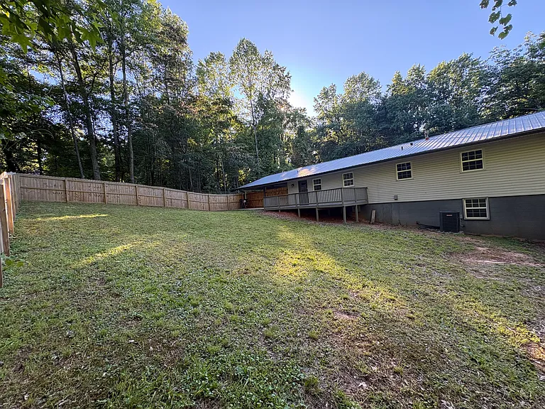 6108 Carter St — Photo 28