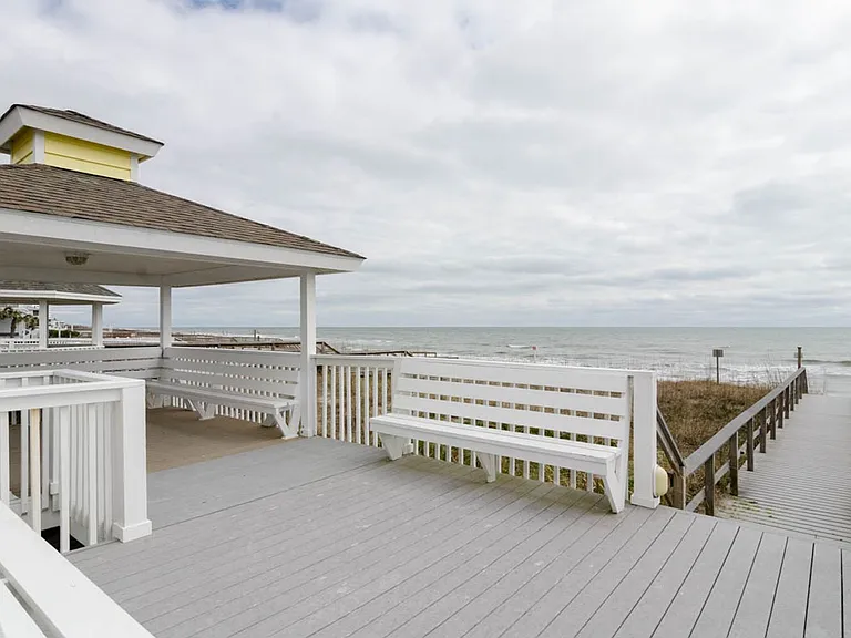 717 Sloop Pointe Ln — Photo 39