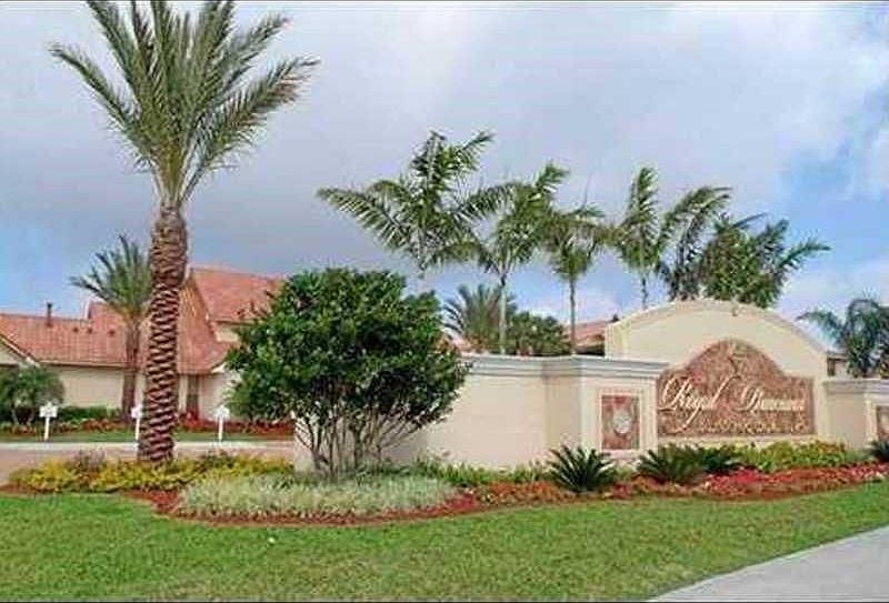 2nd image of 1225 SW 31st Ave #201