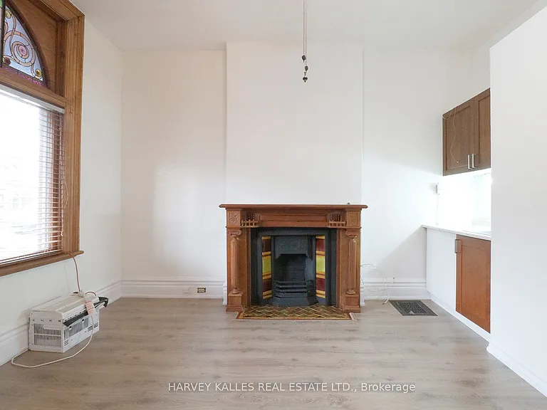 39 Macdonell Ave #1 — Photo 5