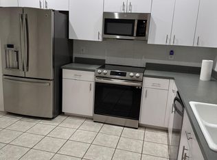 35244 Whispering Pines Dr, Zephyrhills, FL 33541