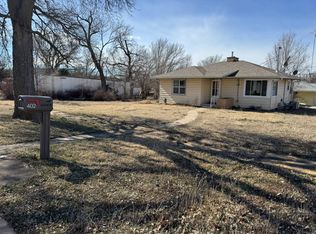 402 S 2nd St, Lincoln, KS 67455