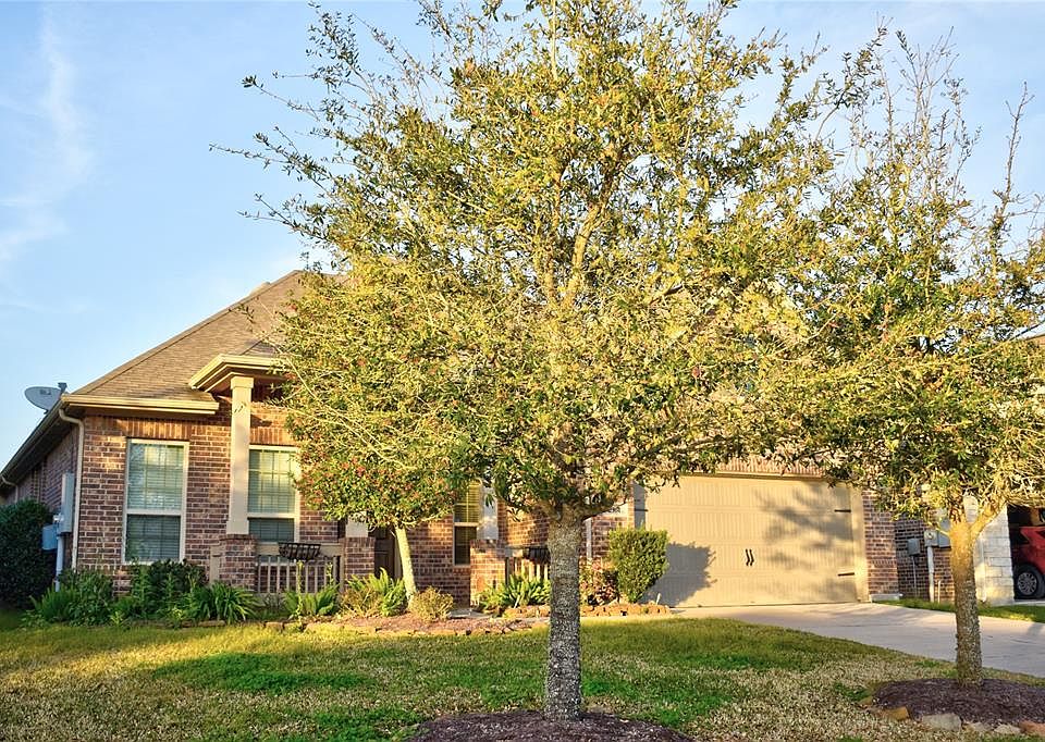2nd image of 2361 Opal Springs Ln