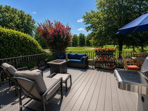 9 Winged Foot Road, Jackson, NJ 08527
