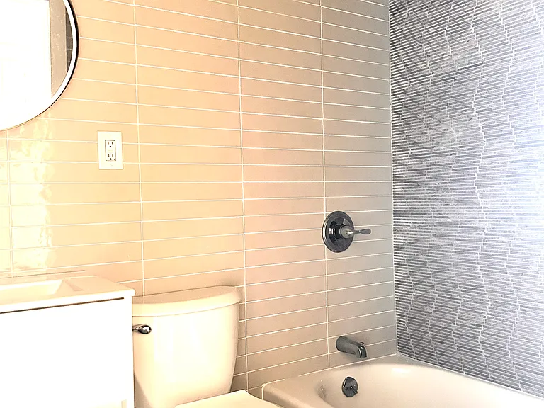 328 Nassau Ave #2 — Photo 6