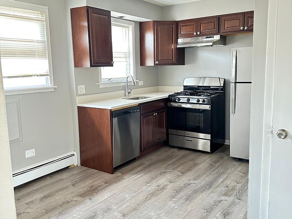1st image of 2067 135th Pl APT 3