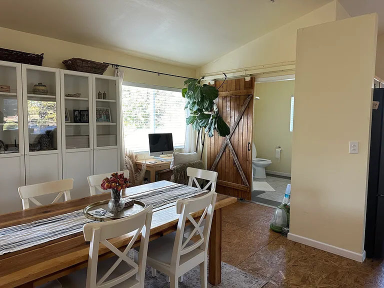 Poplar Ave — Photo 5