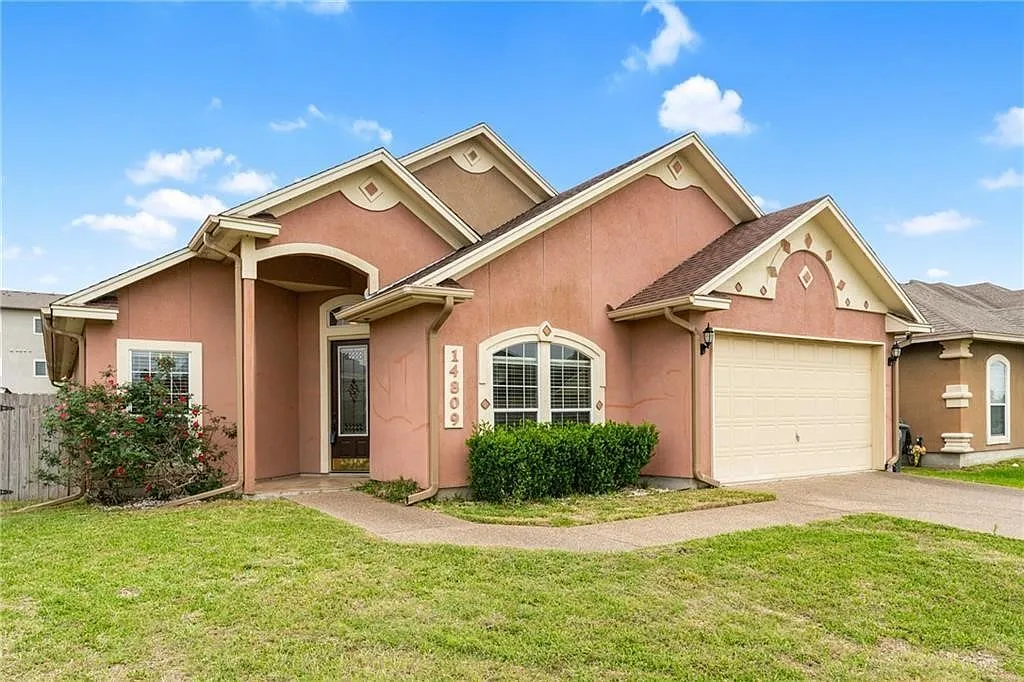 4 bed, 2023 sqft, $2,600 — Photo 1