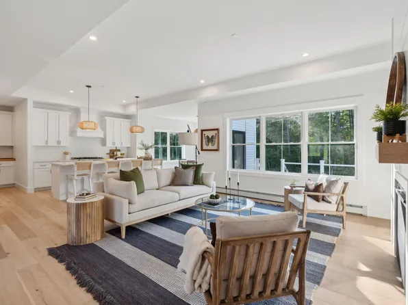 28 Pennywhistle Drive, Windham, ME 04062