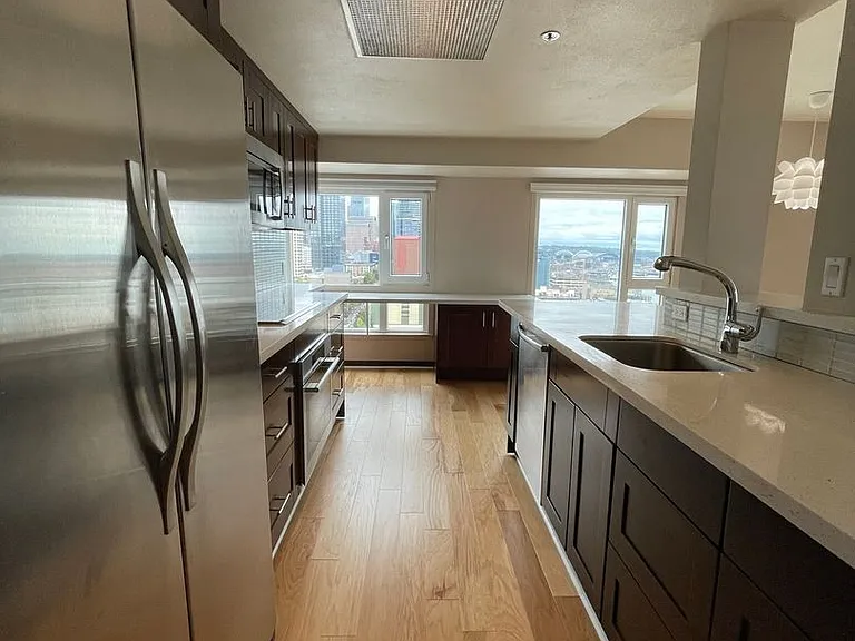 121 Vine St #2201 — Photo 19