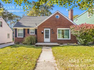 1641 Sylvan Ave SE, Grand Rapids, MI 49506