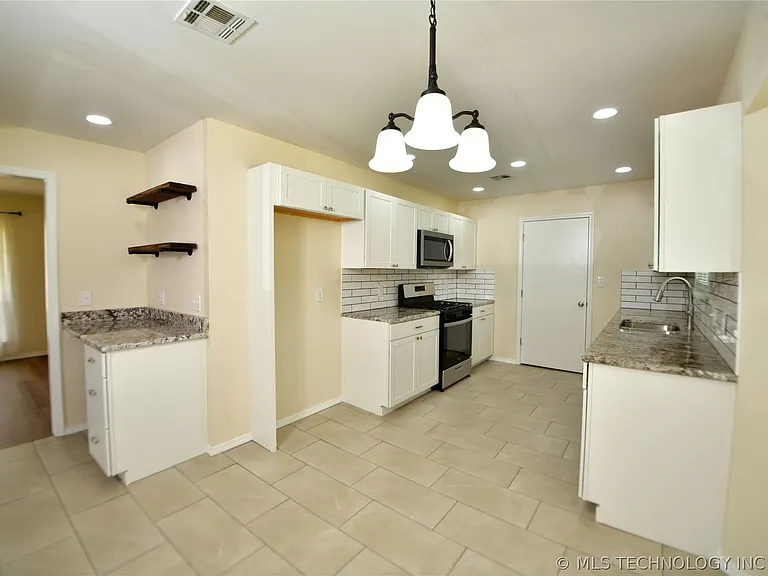 401 N Fir Pl — Photo 10