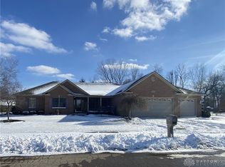 686 Kimmel Trl, Brookville, OH 45309