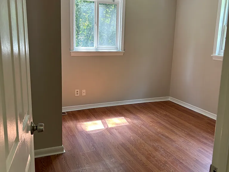 337 Wellingford St — Photo 5