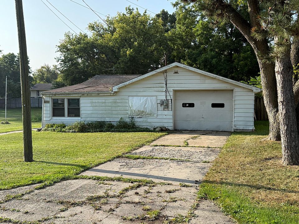 1st image of 2323 W Franklin St