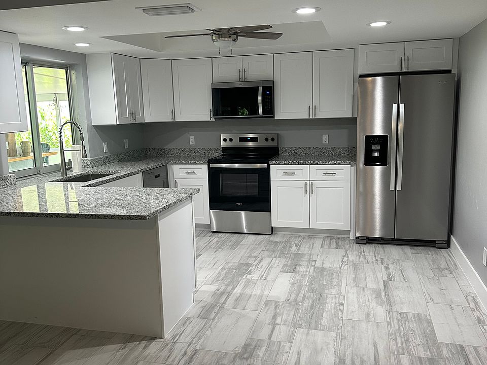 1st image of 8042 Toledo Dr