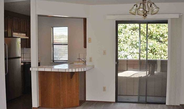 1st image of 538 Ironwood Ter APT 6