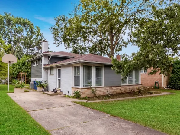 726 Lawler Ave, Wilmette, IL 60091
