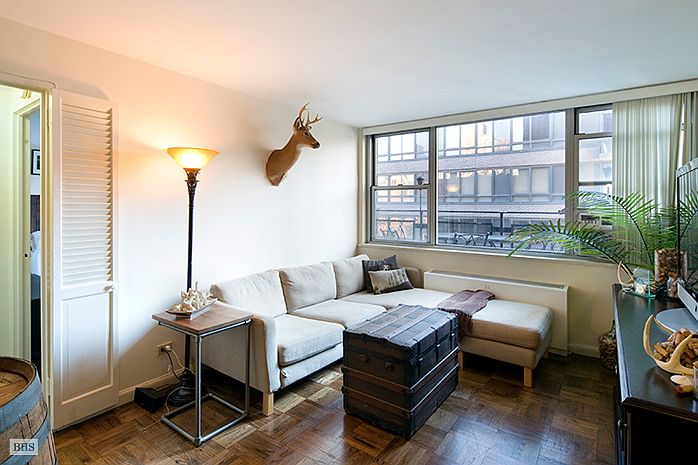 1st image of 330 E 49th St Penthouse A