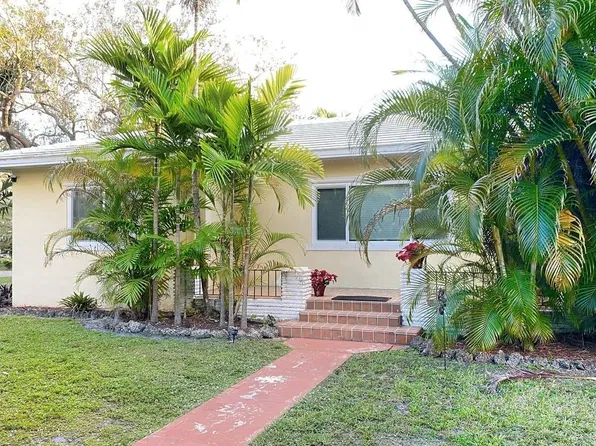 350 NE 107th St, Miami Shores, FL 33161