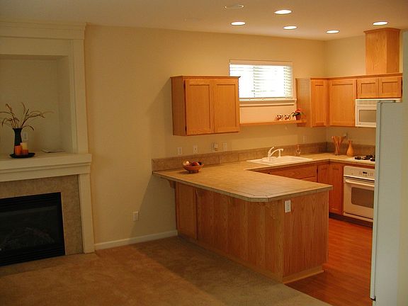 3rd image of 7125 SE Sterling Ln