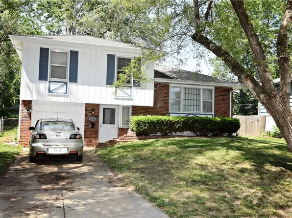 7804 E 93rd St, Kansas City, MO 64138