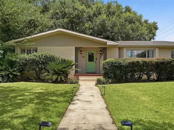 199 N Southlawn Dr, Lafayette, LA 70503