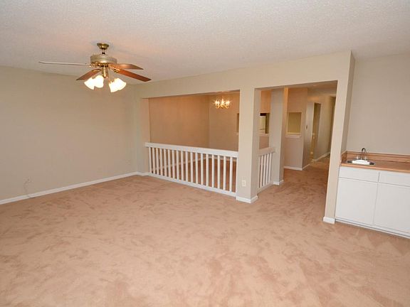 5th image of 834 Quesnel Dr