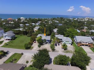 21686/688 Indian Bayou Dr, Fort Myers Beach, FL 33931