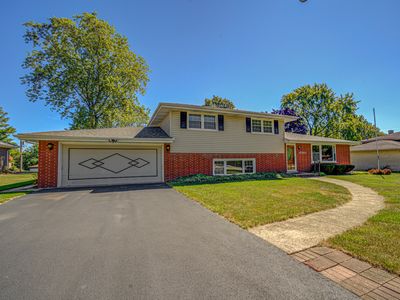 16501 Leslie Ann Dr, Tinley Park, IL, 60477