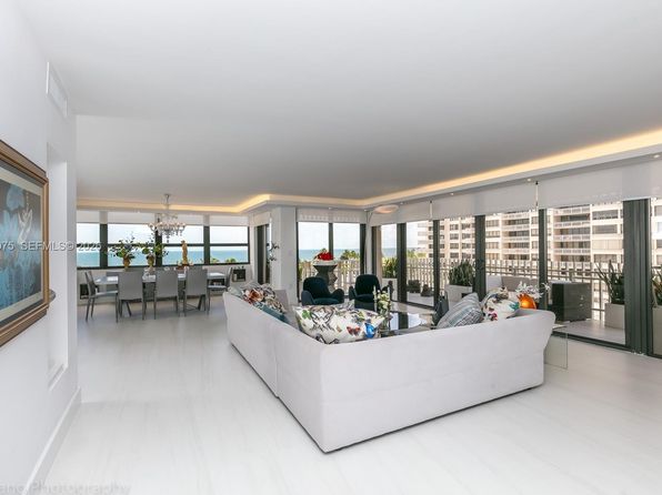 3 Grove Isle Dr #C502