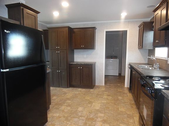 3rd image of 7769 Kimberly Dr #272