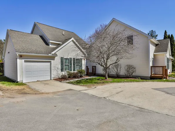 11 Echo Shore Drive, Merrimack, NH 03054