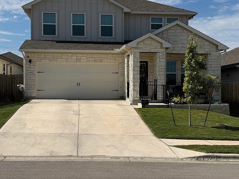 12302 Purple Prairie Ln