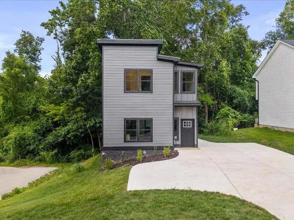 3008 Henderson Ave NW, Cleveland, TN 37312